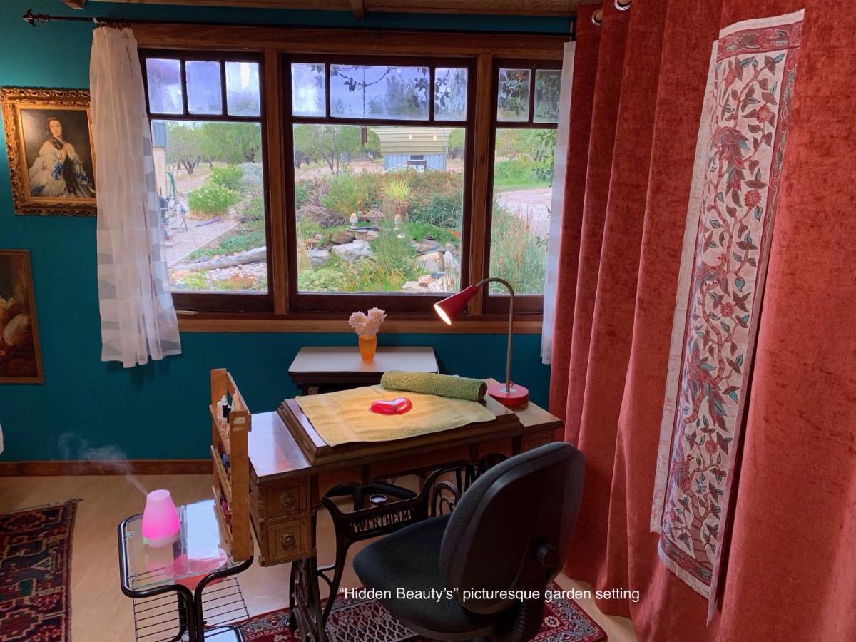 The Old Chaff Mill Organic Vineyard Retreat Bed & Breakfast Sellicks Hill ภายนอก รูปภาพ