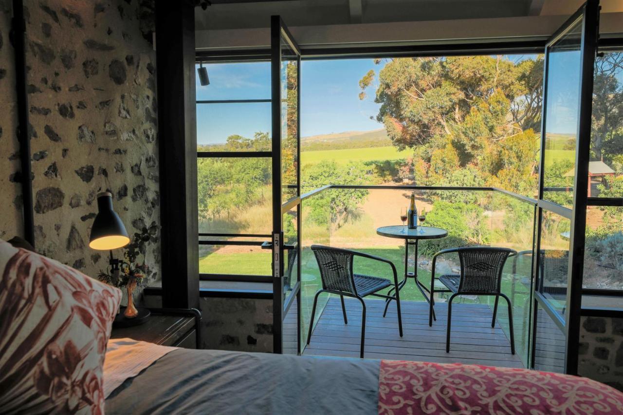 The Old Chaff Mill Organic Vineyard Retreat Bed & Breakfast Sellicks Hill ภายนอก รูปภาพ